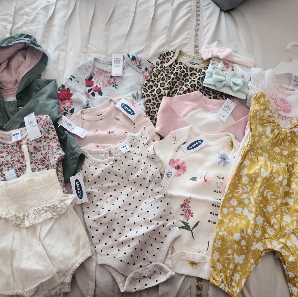 Old Navy baby girl lot